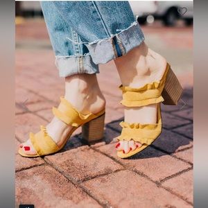 NWOT Mi.iM - Rachel Heeled Sandal